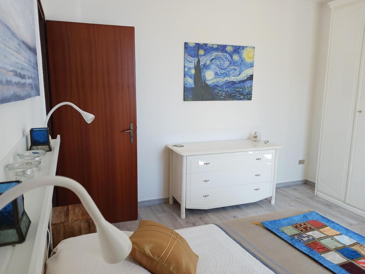 Mungi Bay, Flat With Sea View Roof Top Terrace Giardini-Naxos Extérieur photo